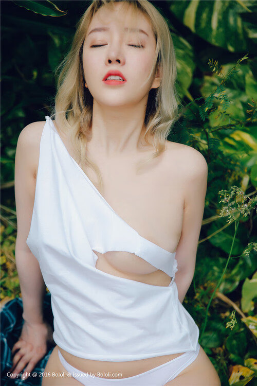 _城市夜跑狂欢:灯火辉煌中的运动盛宴_,夜跑文案城市很空