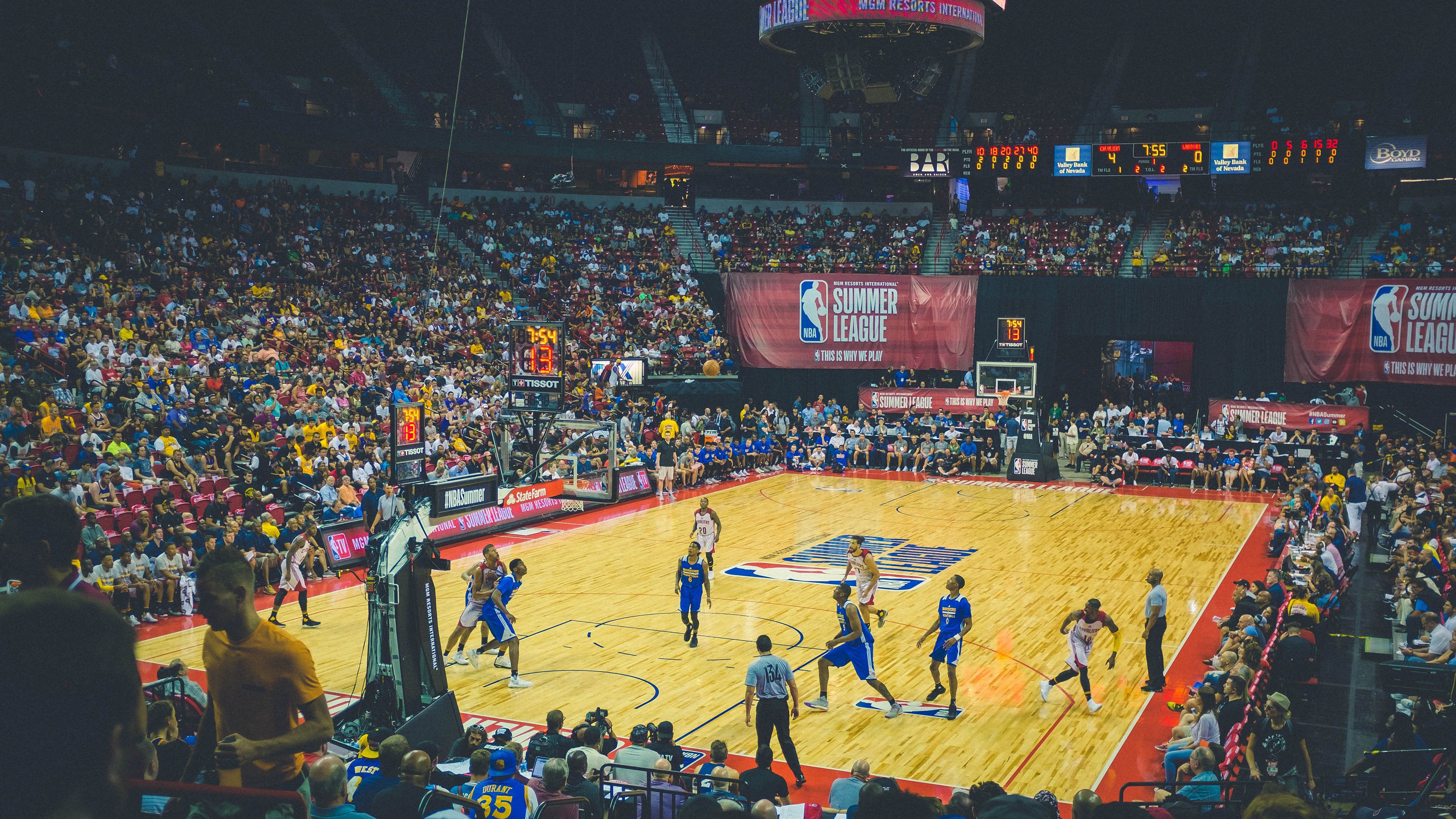 马修·图穆亚在关键时刻的突破与反击，让袋鼠队屡屡逆转局面，马修穆勒